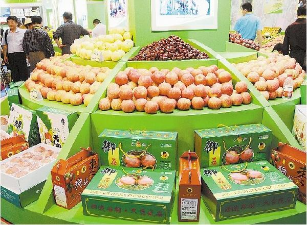 德合鑫農(nóng)副產(chǎn)品展銷會(huì)“廣西行”啟動(dòng)，首站百色 點(diǎn)燃區(qū)域特色，助力鄉(xiāng)村振興